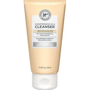 NEW- iT Cosmetics-  Confidence In A Cleanser